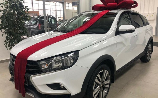 Налетай, торопись: в АвтоВАЗ рассказали о ценах на Lada в 2026-м — и кому положены скидки