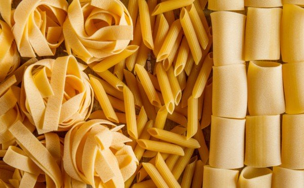 Макароны больше не слипнутся: сварим идеально, чтобы не промывать — гениальный лайфхак для любой домохозяйки