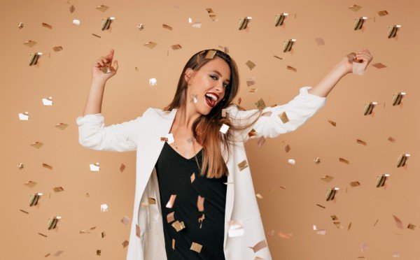 Звёздный час уже наступил — 3 знака Зодиака ждёт счастье с 21 января 2026 года: вам откроются новые двери уже в конце месяца