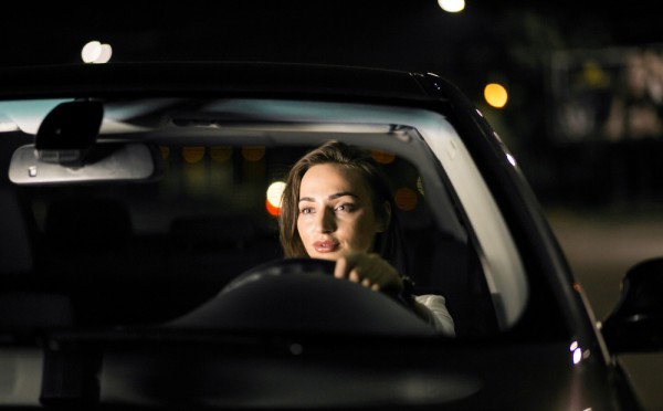 Вопрос про фары, в котором все решает формулировка: экзамен и ПДД непреклонны — 63% соискателей путаются