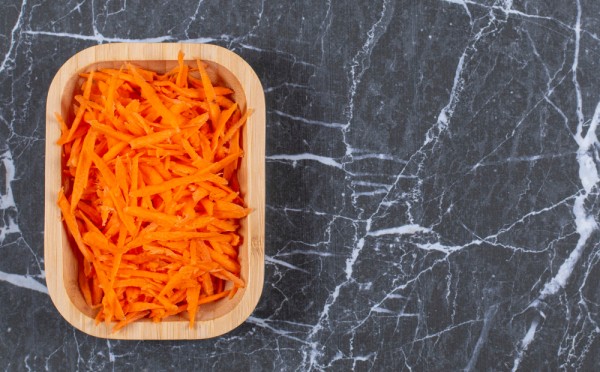 Салат с интересным названием: «Санькина любовь» покорит не только Александров