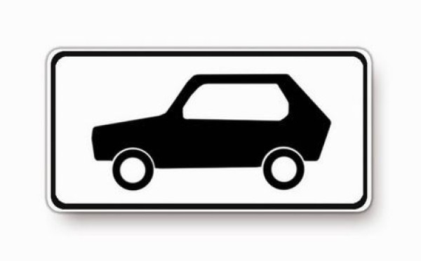 Двойные стандарты — эта табличка сбивает с толку: на экзамене по ПДД ошибаются 86%