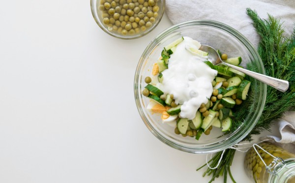 Гуще и вкуснее магазинного: готовим домашний майонез на желтках и горчице за 5 минут