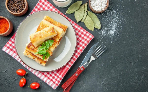 Сытные блины с мясом: сочная начинка, хрустящая корочка — они точно удивят