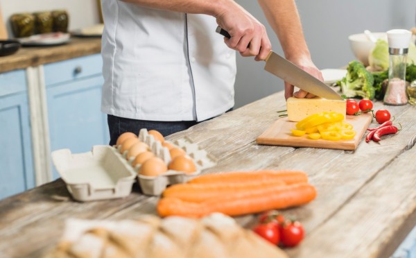 Лайфхаки для хозяек — готовить можно (и нужно) с удовольствием и без стресса, вот 3 приема, которые гарантируют вам отдых на кухне