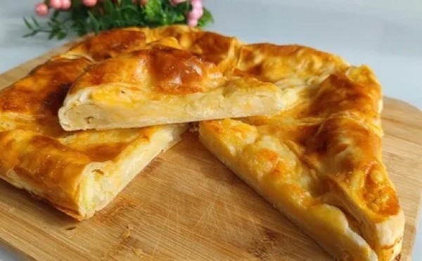 Ленивый хачапури на сковороде за 5 минут: завтрак, который сведет с ума всю семью