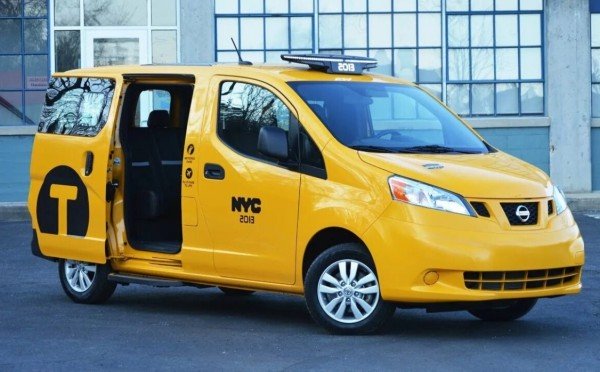 Такси или личный авто: считаем, что обойдётся дешевле — и кому что подходит