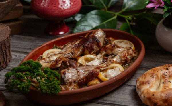 Пряности, остренькое и орехи: что предпочитал есть Иосиф Сталин — простая еда со смыслом