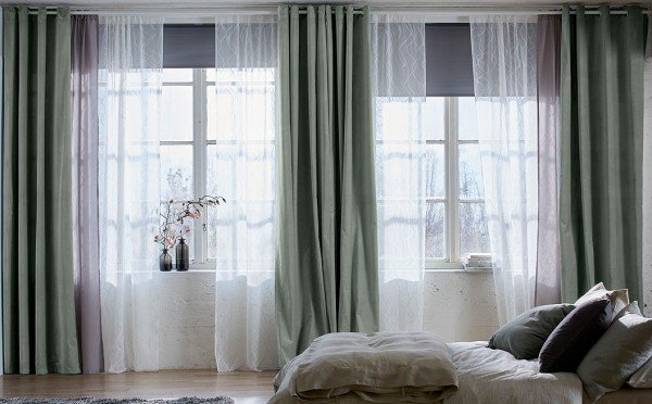 Шторы в тон стен или яркий акцент: разбираемся в главных трендах интерьера 2026 года