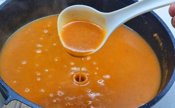 Котлеты будут как в школе: рецепт знаменитой рыжей подливы, который я искала годами