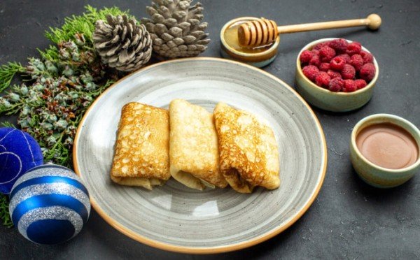 Блины-треугольнички с грибами и сыром: вкуснятина, которую хочется есть как можно больше — не рвутся и не разваливаются