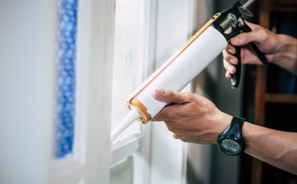 Аккуратный ремонт: как «приручить» секундный клей — хитрость, которая всегда под рукой