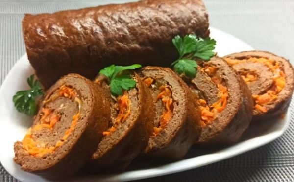 Забудьте про жёсткую печень: делюсь рецептом воздушных рулетиков, которые тают во рту