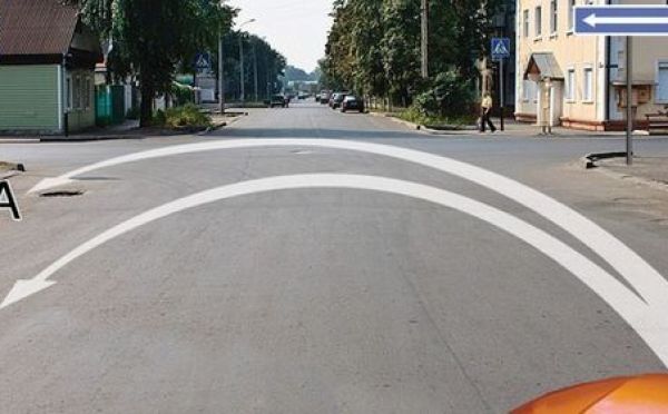 Видите «зебру» — а она есть: на экзамене по ПДД это условие не заметили 52% отвечавших