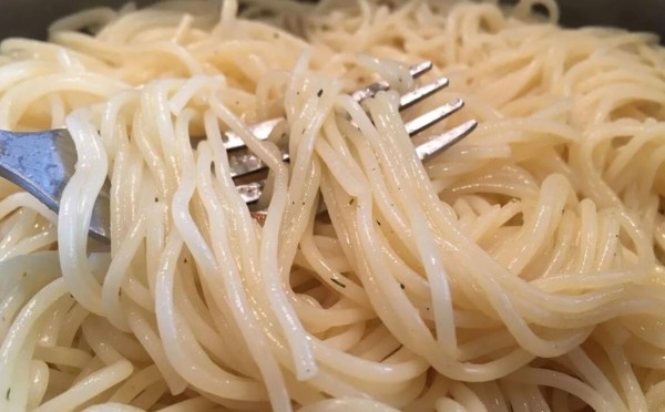 Дело не в сорте: почему макароны слипаются после варки — 1 ошибка портит всё