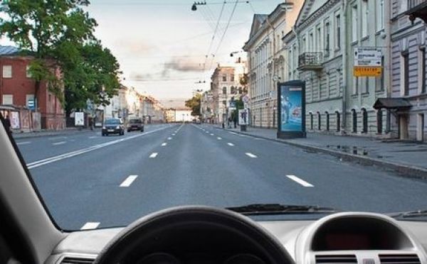 Левак не для всех — свобода движения не без границ: вопрос экзамена ПДД, где 59% водителей забывают про приличия