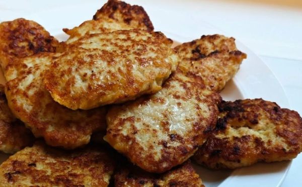 Забудьте про сухари и манку: те самые котлеты по советскому ГОСТу — вкус точь-в-точь как в детстве