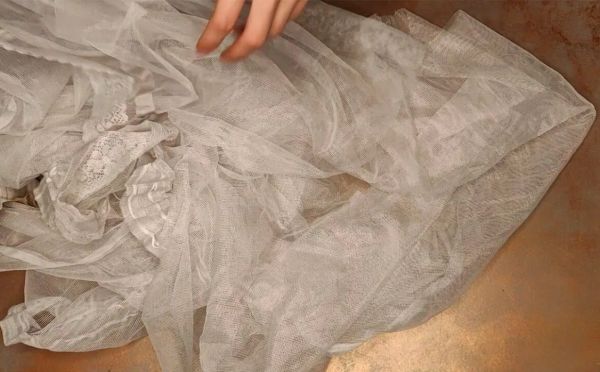 Старый тюль, который уже стыдно вешать, не выбрасываю: 6 идей для дома