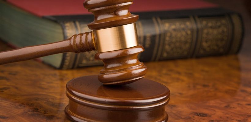 Владелец магазина выплатит жительнице Якутска 300 тысяч рублей за полученную травму