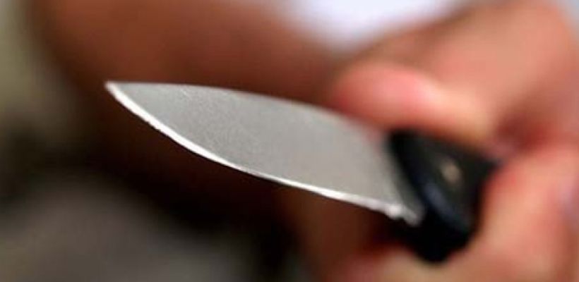 В Нерюнгри женщина напала с ножом на родственников из-за выдуманного "плана  продажи в рабство"