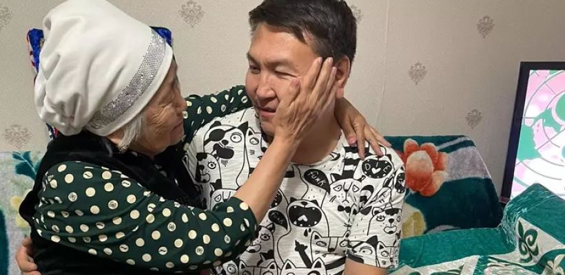 «Обрел второе весло»: житель Якутии нашел родственников отца в Казахстане спустя 40 лет