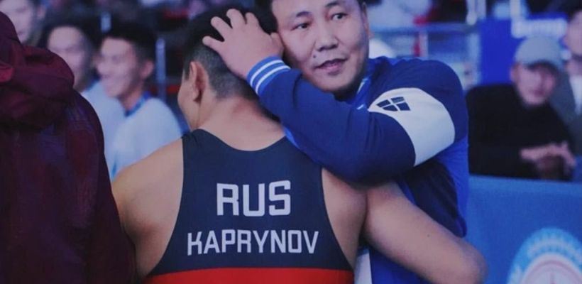 Главный тренер сборной Якутии по вольной борьбе уходит с должности ради выборов