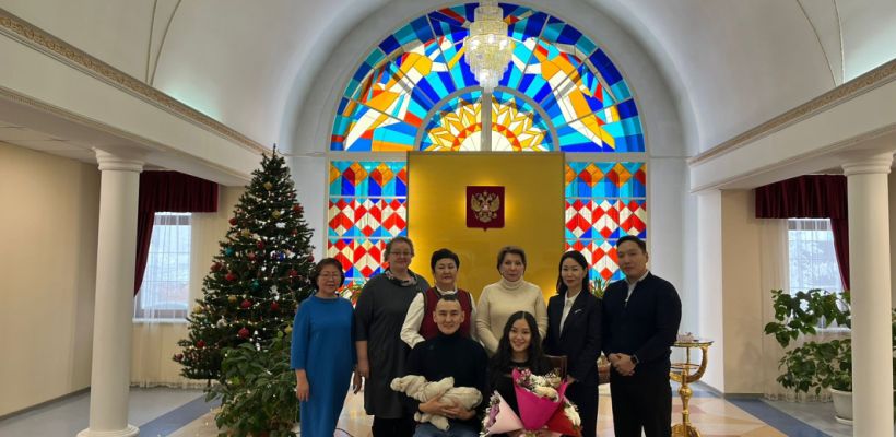 Первого родившегося в 2024 году в Якутске ребенка назвали Одунхан