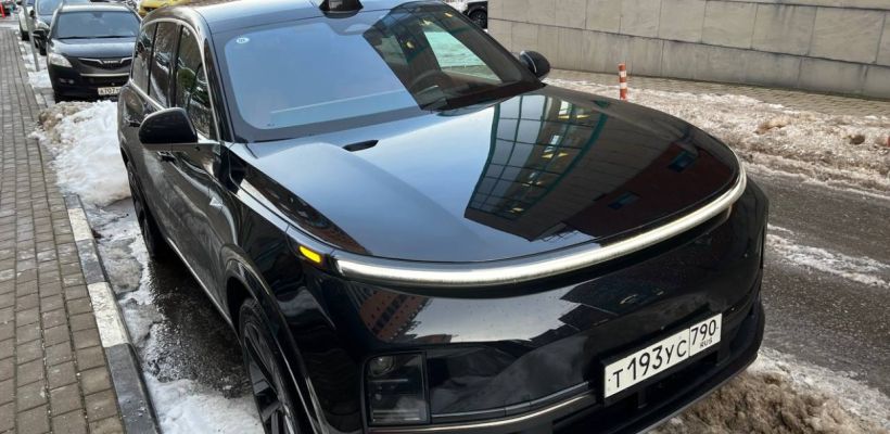 Якутский депутат похвалил функционал китайской машины. Но покупать ее не будет