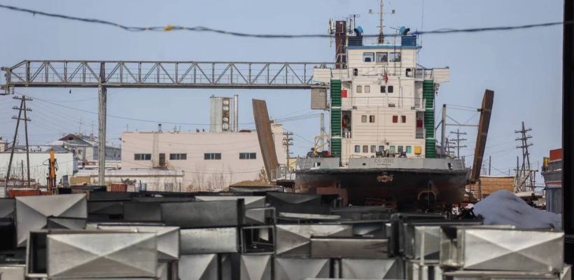 Путин подписал указ о передаче Якутии АО "Жатайская судоверфь"