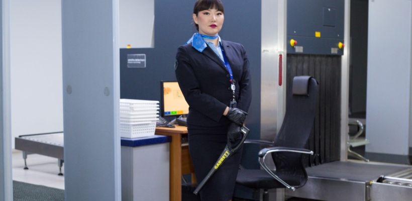 “Я фанат своей работы”. Инспектор службы авиабезопасности рассказала о своем пути к профессии