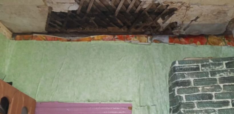 Глава СК России Бастрыкин отреагировал на публикацию Sakhaday о многодетной семье, проживающей в аварийном доме в Табаге