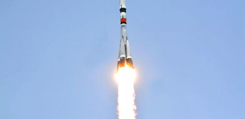 Фрагменты ракеты-носителя "Союз-2.1б" могут упасть в двух районах Якутии