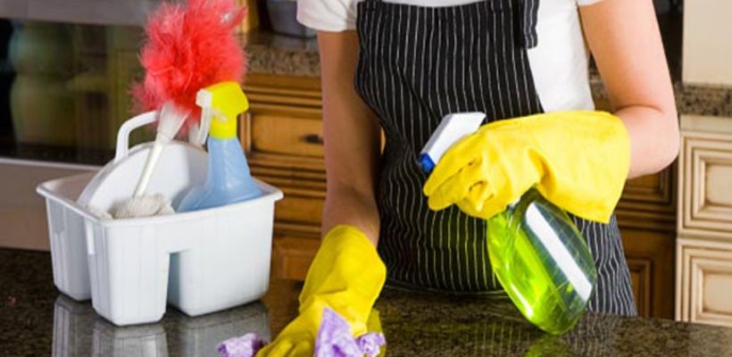 «Ищут молодую рабыню». Пользователи якнета осудили желание нанять домработницу за 50 тысяч рублей