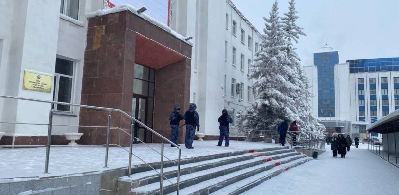 Айсен Николаев: «Ряд айпи-адресов и номеров, пытавшихся дестабилизировать ситуацию в Якутии, был связан с Украиной!»