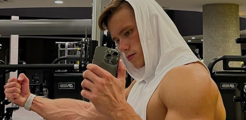 Мировой судья признал якутского блогера Марка Аммосова виновным в мошенничестве