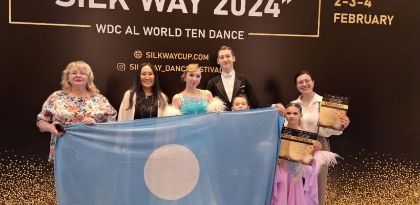 Первая леди Якутии находится в Астане. Она сопровождает якутских танцоров