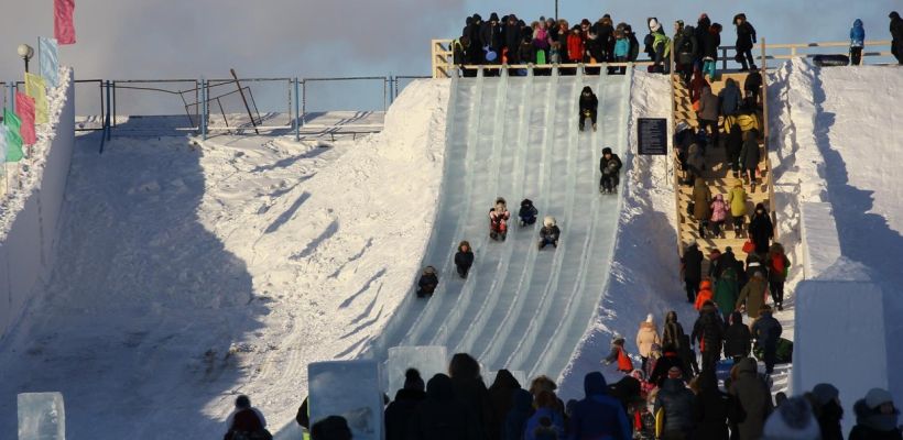 В Якутске ледовый парк в 202 микрорайоне поднял цены на входные билеты и прокат инвентаря