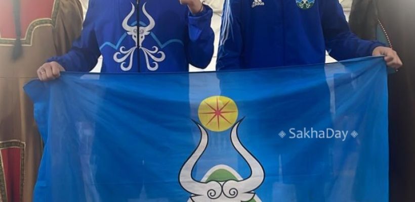 Дугуйдан Винокуров участвует в турнире по борьбе хапсагай