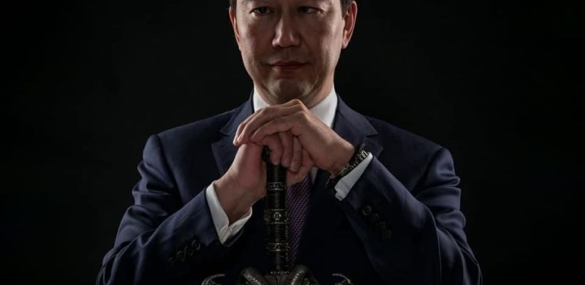 Что стоит за слухами о скором уходе главы Якутии Айсена Николаева?