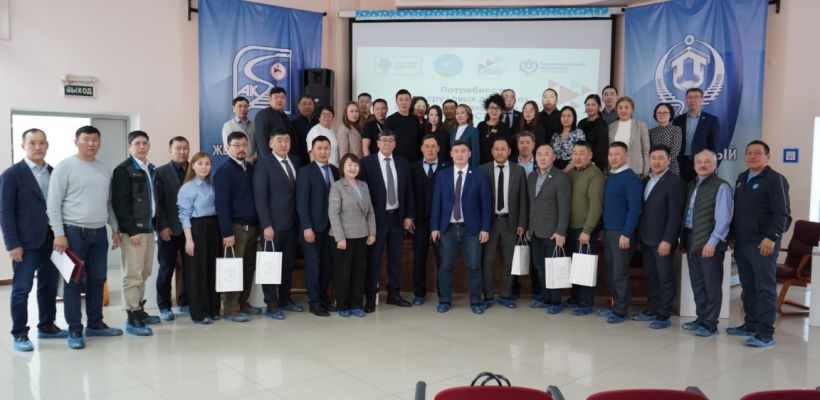 Необходимо готовить местные кадры для строительства железной дороги до Магадана