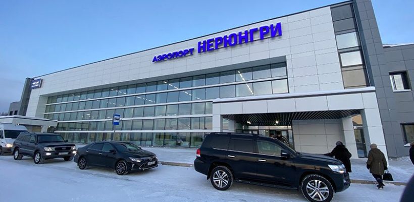 Авиакомпанию «ИрАэро» оштрафовали за то, что не накормила пассажиров отмененного рейса из Нерюнгри