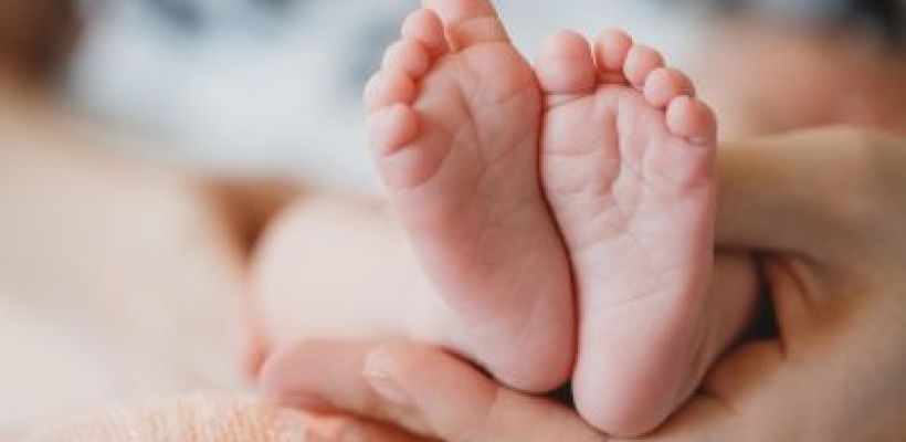 У двух новорожденных в Сибири выявили редкое заболевание