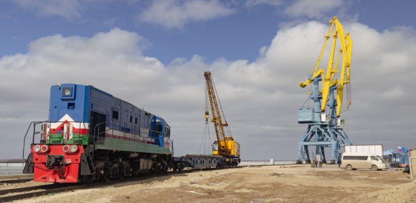 АК «Железные дороги Якутии» завершила строительство и сдала в эксплуатацию подъездной путь от станции Нижний Бестях до грузового терминала ЛОРПа