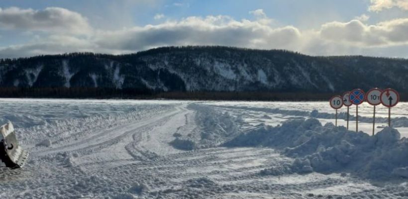 Закрыт автозимник с. Синск - гр. Олекминского района автодороги "Умнас"