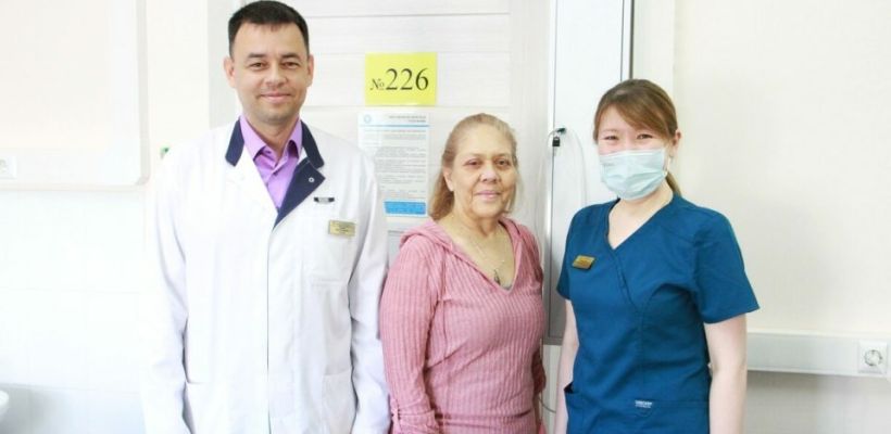 «Поразили внимание и профессионализм»: учительница из Южной Африки оценила работу якутских врачей