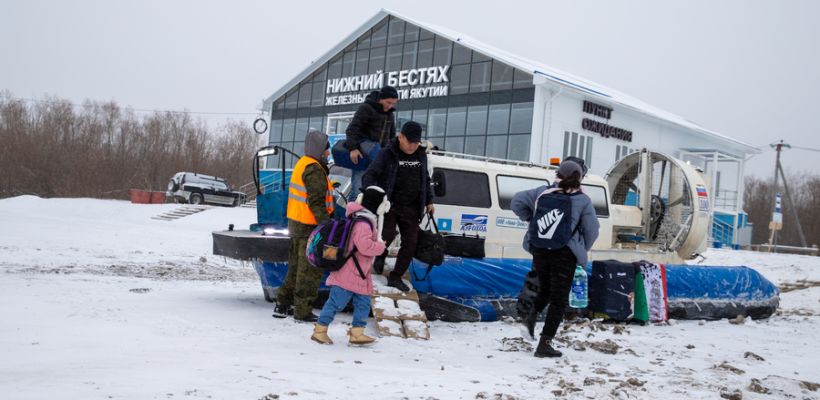 В Якутске начали работу суда на воздушной подушке
