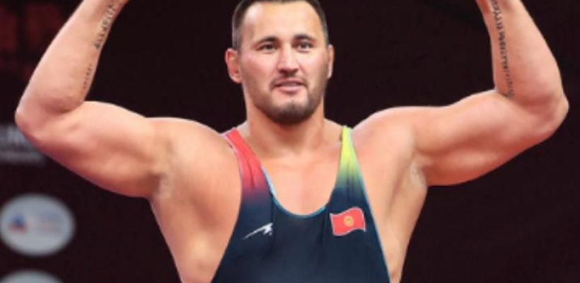 Для завоевания лицензии Айаалу Лазареву необходимо выиграть две схватки. В Бишкеке начинаются отборочные соревнования