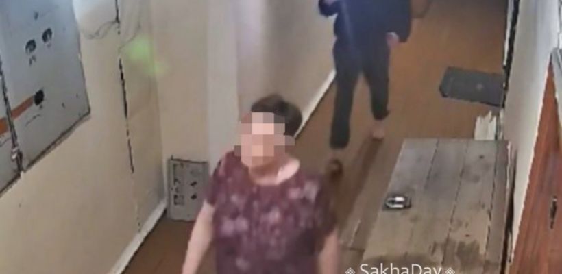 «Слышу сладострастные стоны»: Жительница Алдана обозвала спортзал г*й*-клубом и напала на соседку