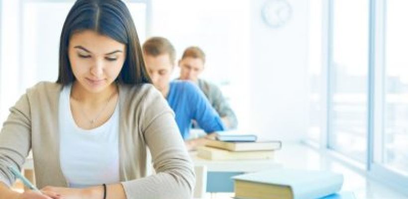 Российские 11-классники приступили к важному жизненному испытанию