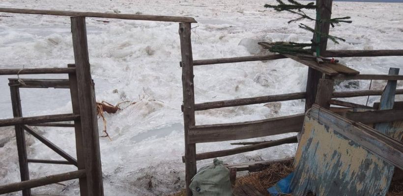 Ледоход на Лене остановился в районе Покровска из-за «накопления льда»